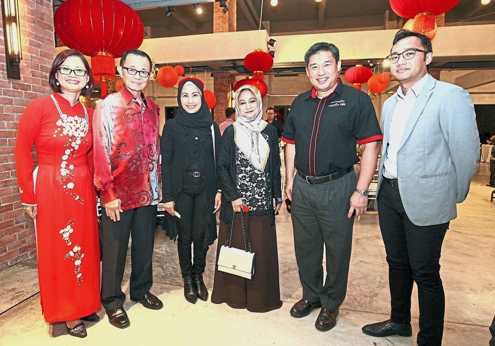 Media group's festive show of thanks | The Star