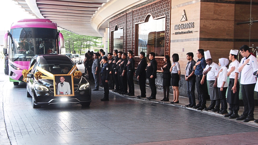 Igb Staff Pay Last Respects To Late Property Tycoon The Star