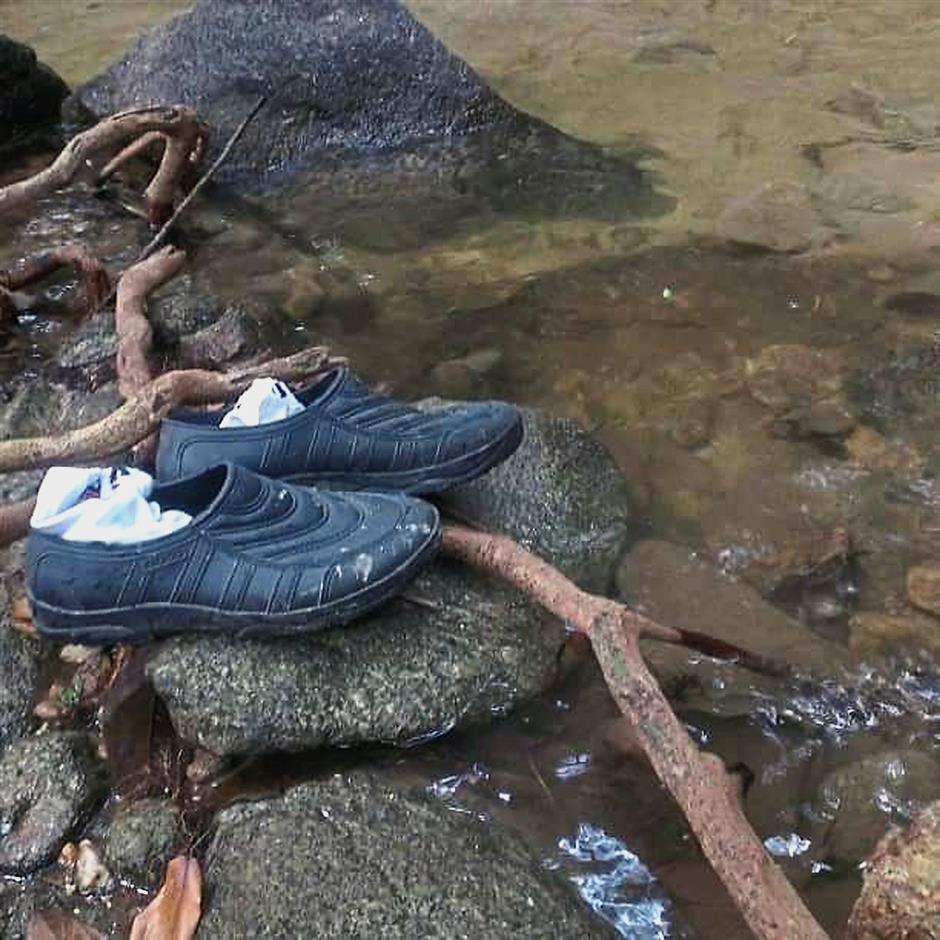 adidas kampung hiking