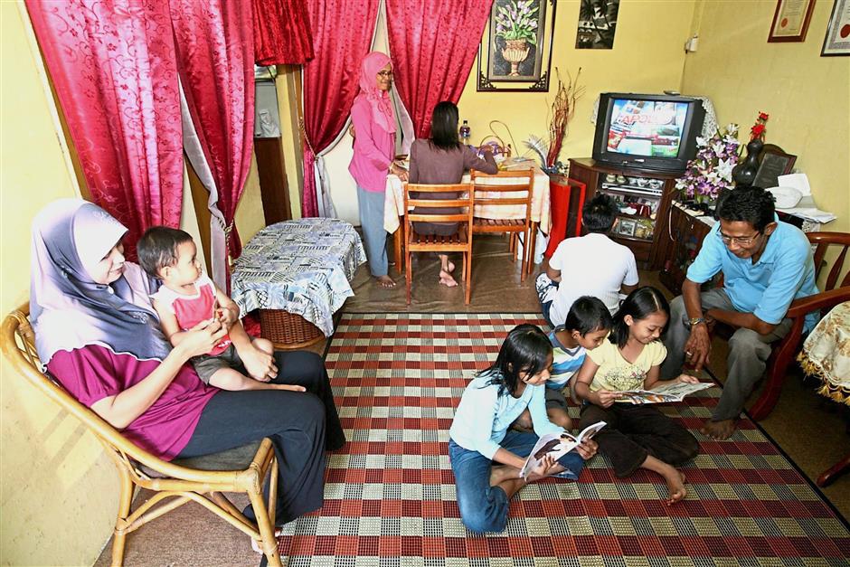 Grandiose plans to house the poor  The Star