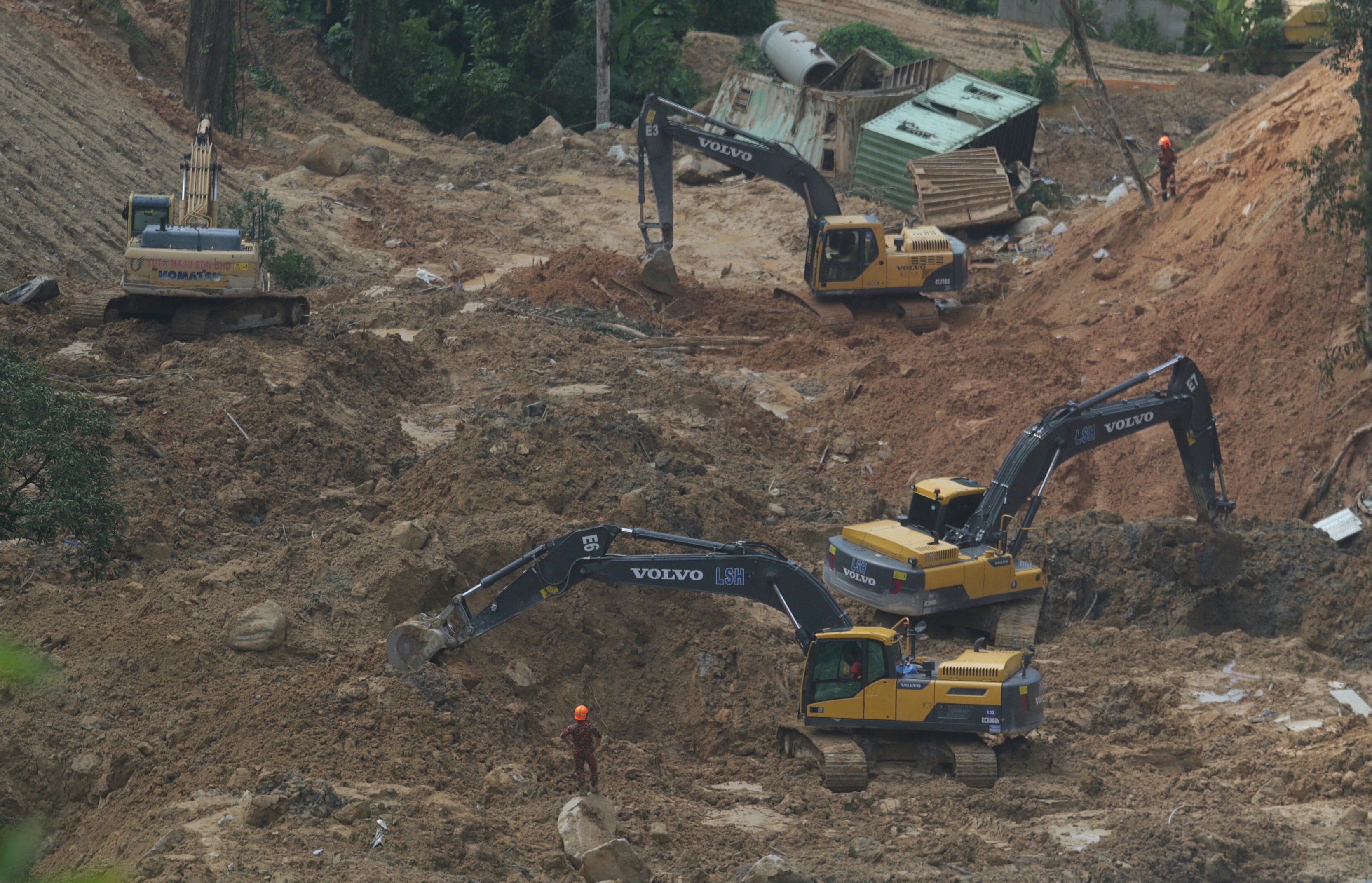 Recovered Body Of Eighth Victim In Bukit Kukus Landslide The Star