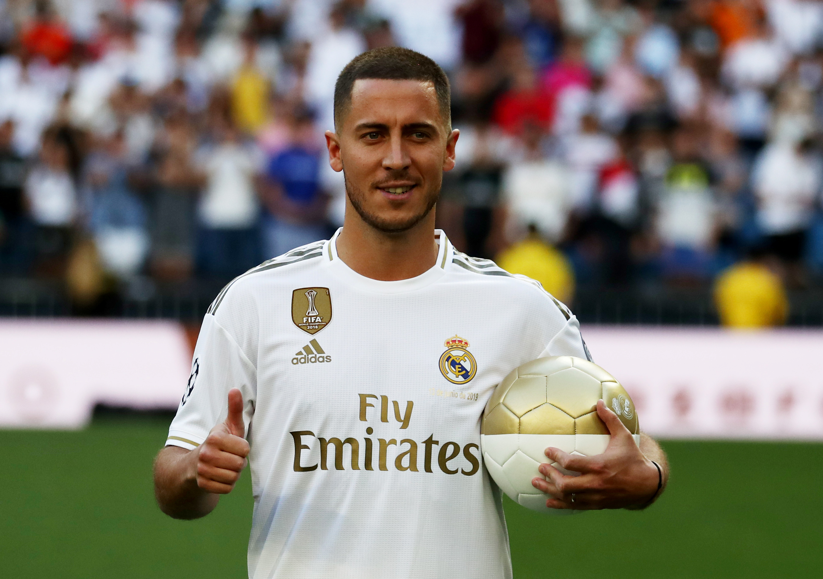 Football: Real Madrid present Hazard to adoring Bernabeu crowd | The Star