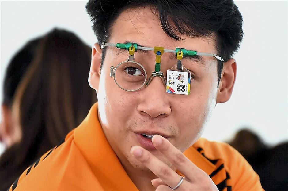 PALEMBANG, 18 Ogos -- Atlet menembak negara Johnathan Wong Guanjie melakukan persiapan dan latihan terakhir dalam acara 10 meter Air Pistol sempena Sukan Asia Jakarta-Palembang 2018 di Kompleks Sukan Menembak Jakabaring hari ini.Johnathan menyertai dalam dua acara 10 meter Air Pistol individu dan campuran.--fotoBERNAMA (2018) HAK CIPTA TERPELIHARA