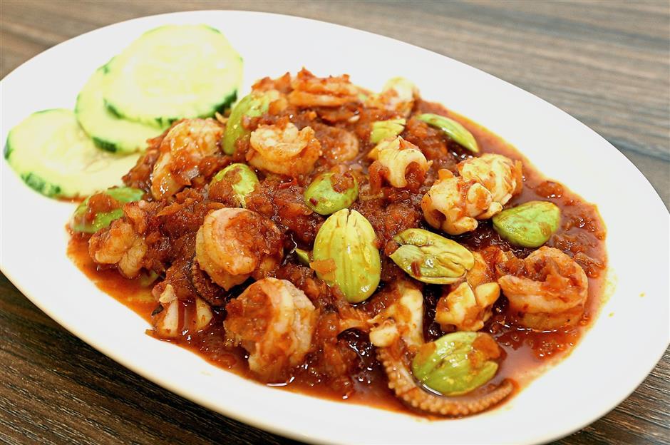 The Sambal Assam with Squid and Prawns has a spicy kick.