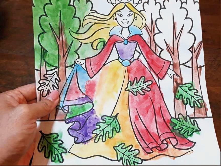 DAP Segambut MP Hannah Yeoh shared heart warming pictures of her daughters painting and card for Mothers Day.