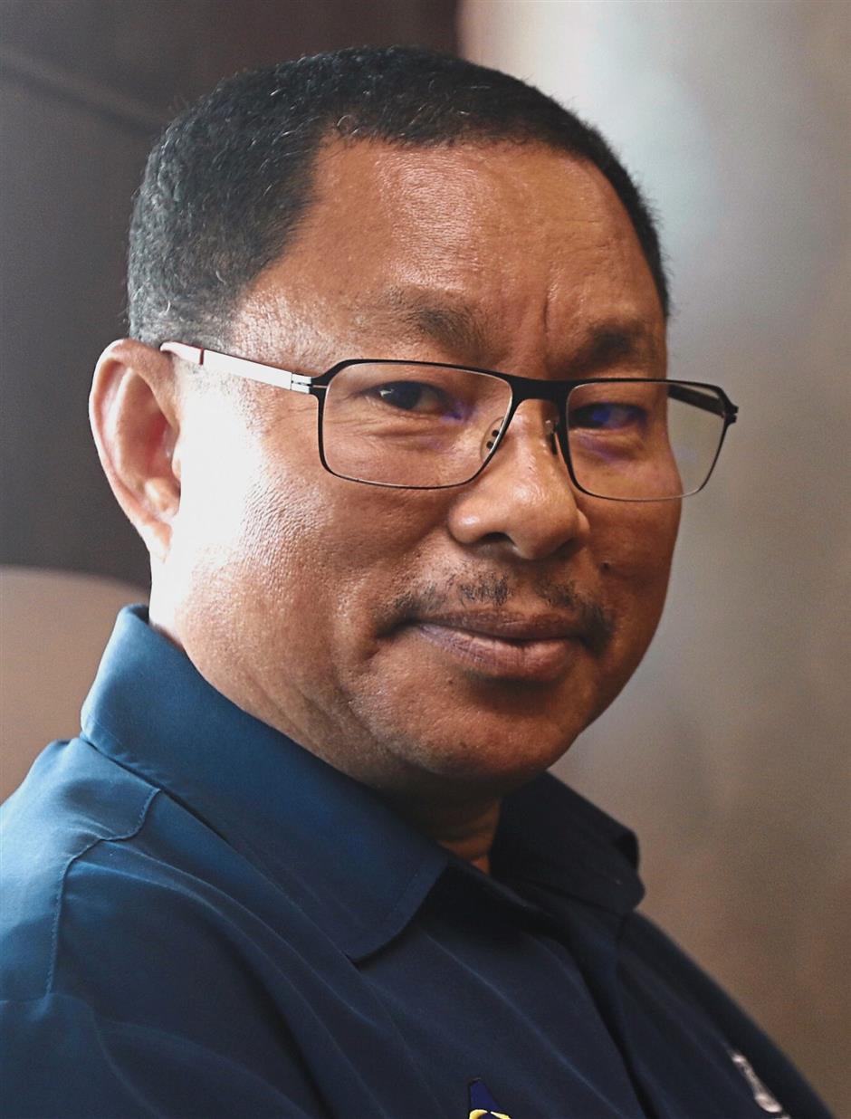 Nawawi: He does not have the clout to take on Dr Mahathir.