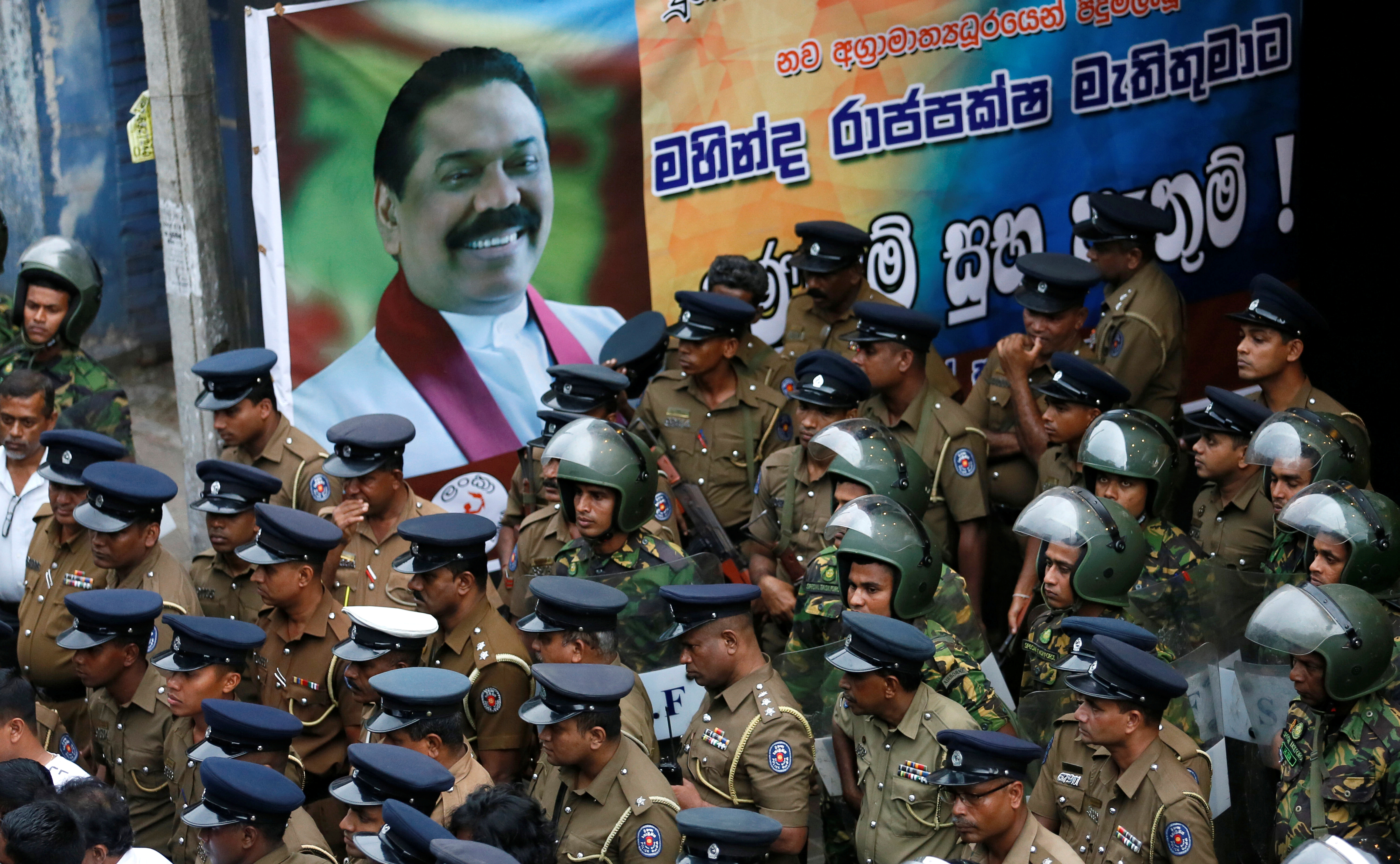 Sri Lanka Crisis Turns Violent As One Killed At Ex Minister S Office - 