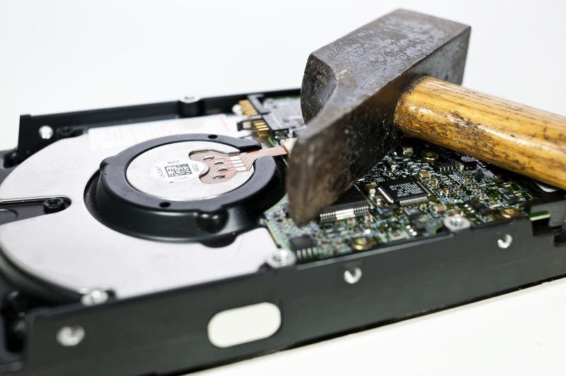 How to properly wipe your data from a laptop or smartphone | The Star ...