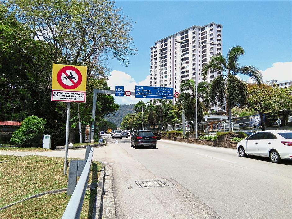 Who Has Authority Over Road Signs The Star