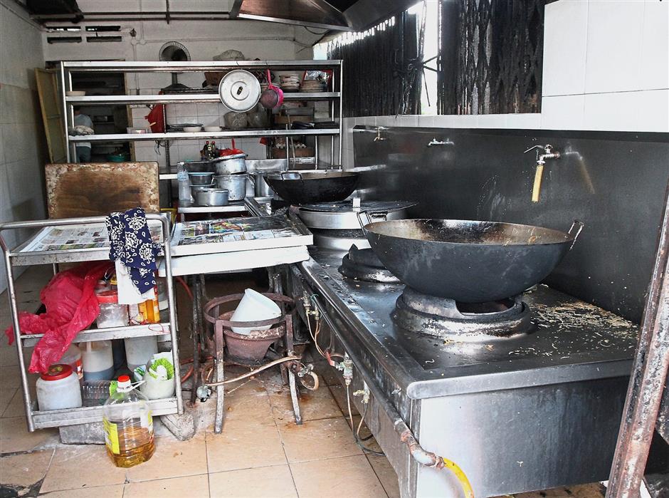 Random raids on eateries in PJ uncover unhygienic practices The Star