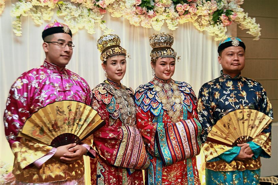 Sisters Get Hitched In Peranakan Ceremony The Star