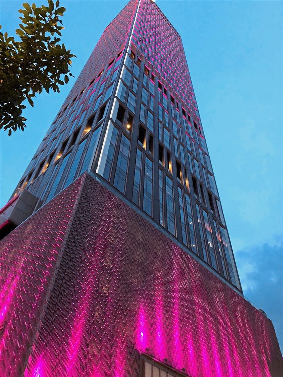 W Hotel Near Petronas Twin Towers For Sale For Rm360mil - 