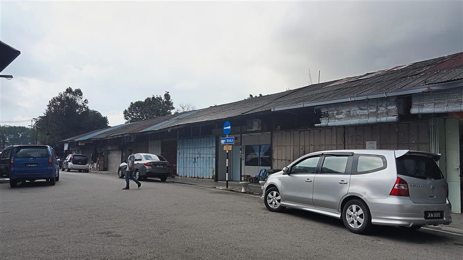 There are about 50 shops in this commercial area at the new village which are said to be easily 80 years old.