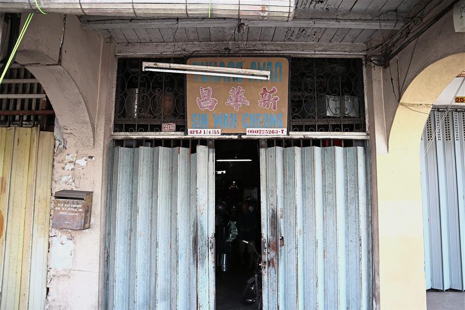 Sin Wah Cheong’s doors have been open since 1935, thanks to Low’s efforts and determination.