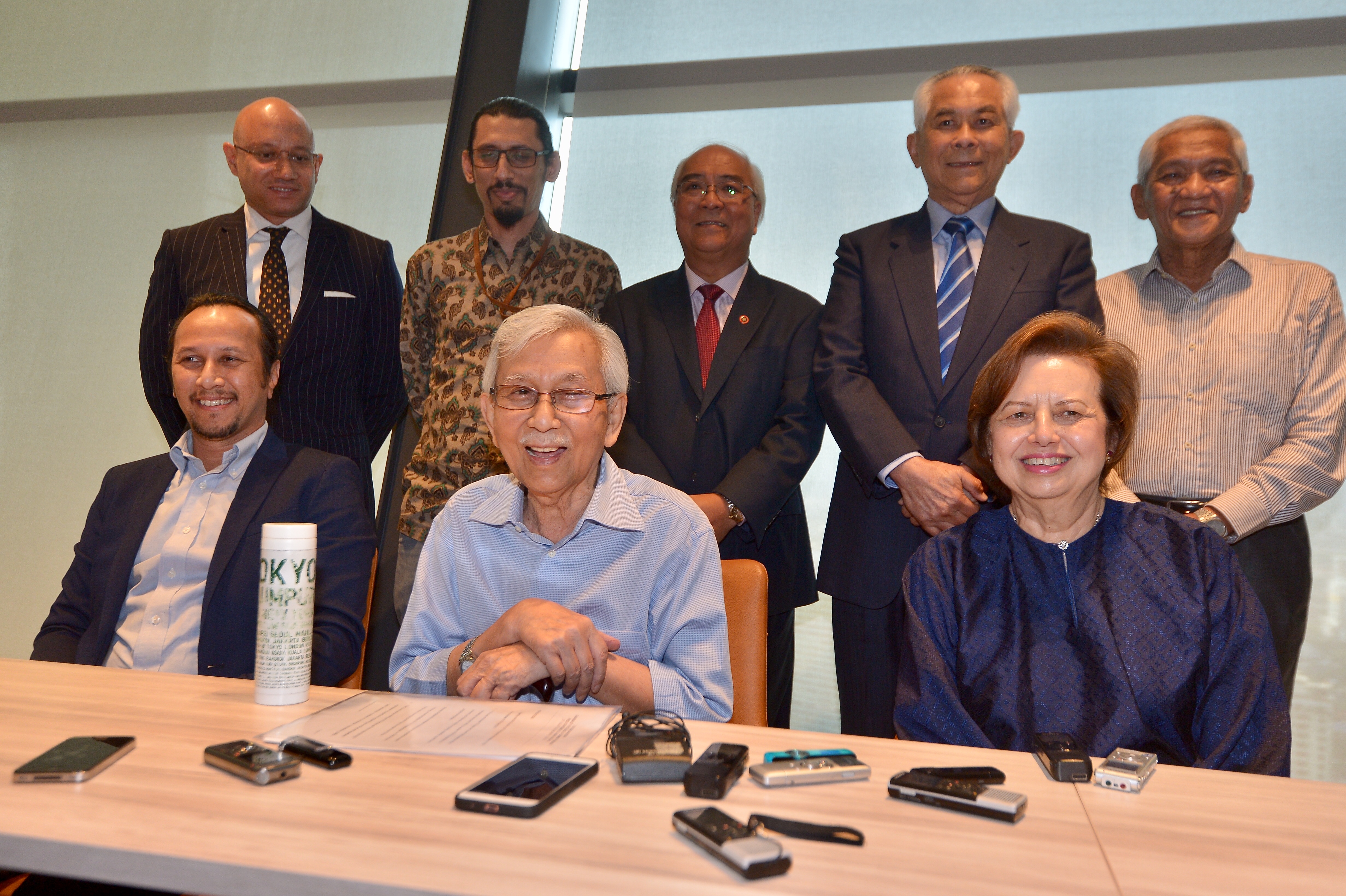 Dr M Cep To Stay Daim To Remain As Its Head The Star