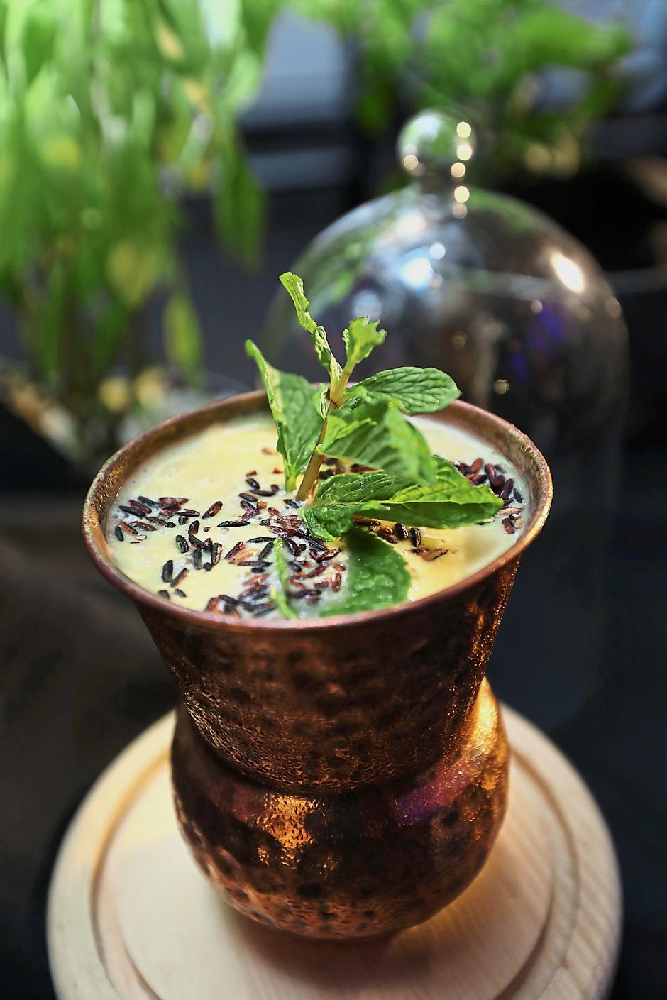 Spiked Manggo Lassi. — Photos: GLENN GUAN/The Star