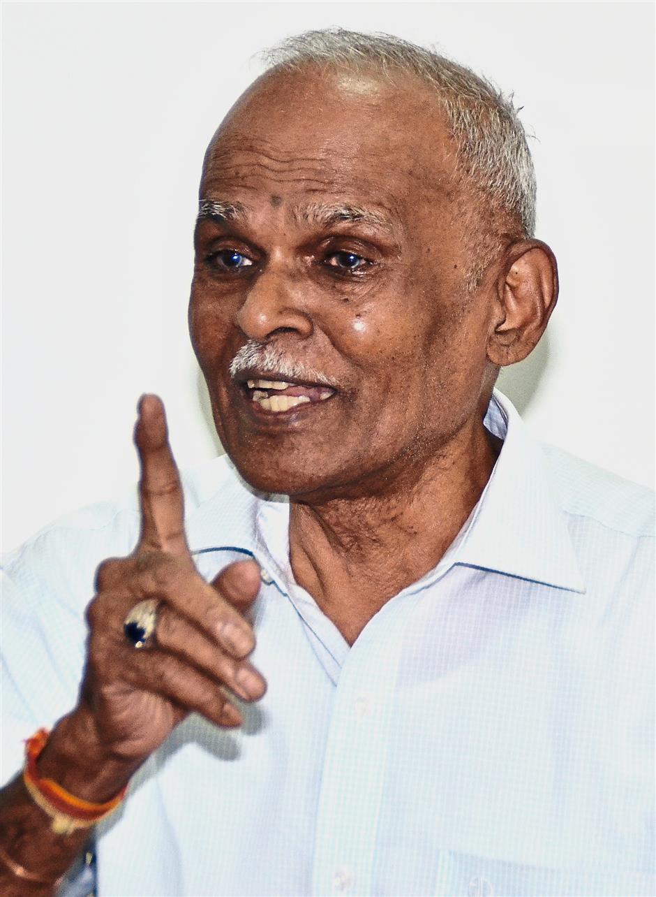 Death Railway survivor V.Ponnampalam was overcome with emotion when describing his ordeal during the building of the railway in 1942. AHMAD ZAMIR/THE STAR