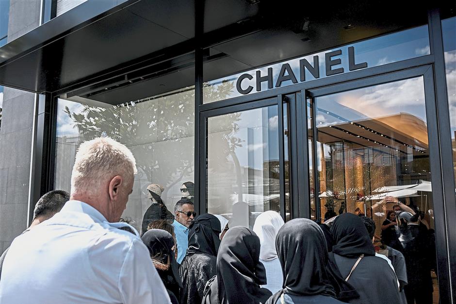 Chanel Picks London Over New York And Paris As Base For Global Team The Star