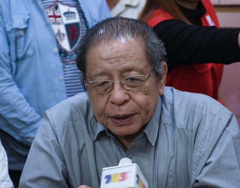 Kit Siang: Cronyism, education neglect stunted Felda's growth potential | The Star