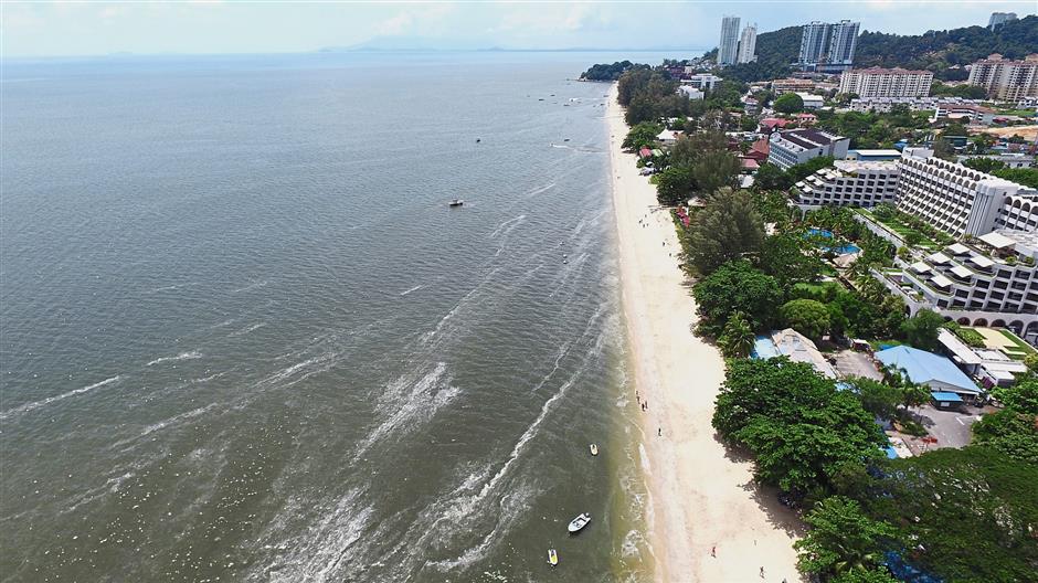 Batu ferringhi beach