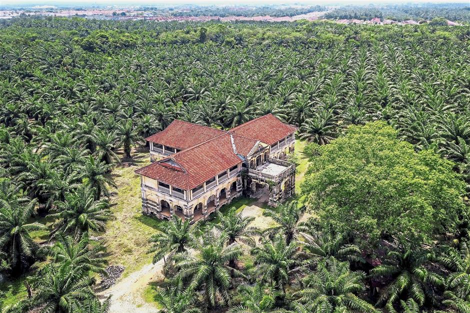 Push To Preserve 99 Door Mansion The Star