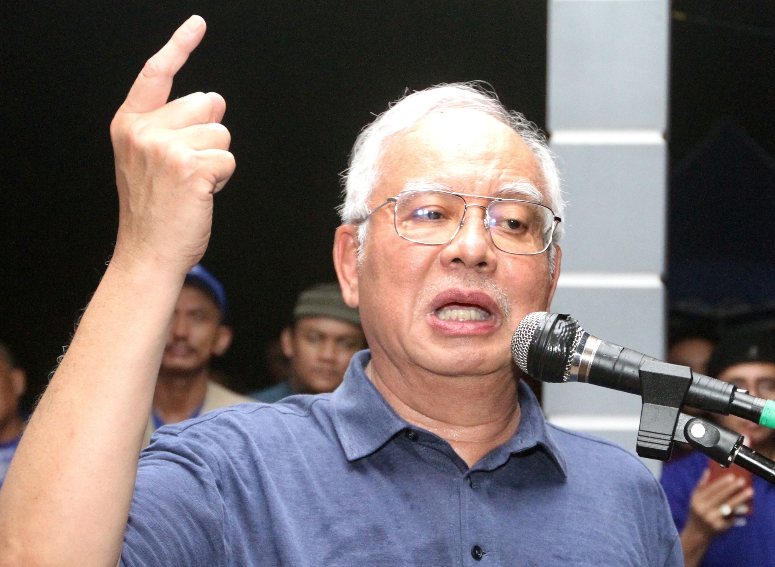 Najib Pakatan Bailing Out Tabung Haji After Destroying It The Star