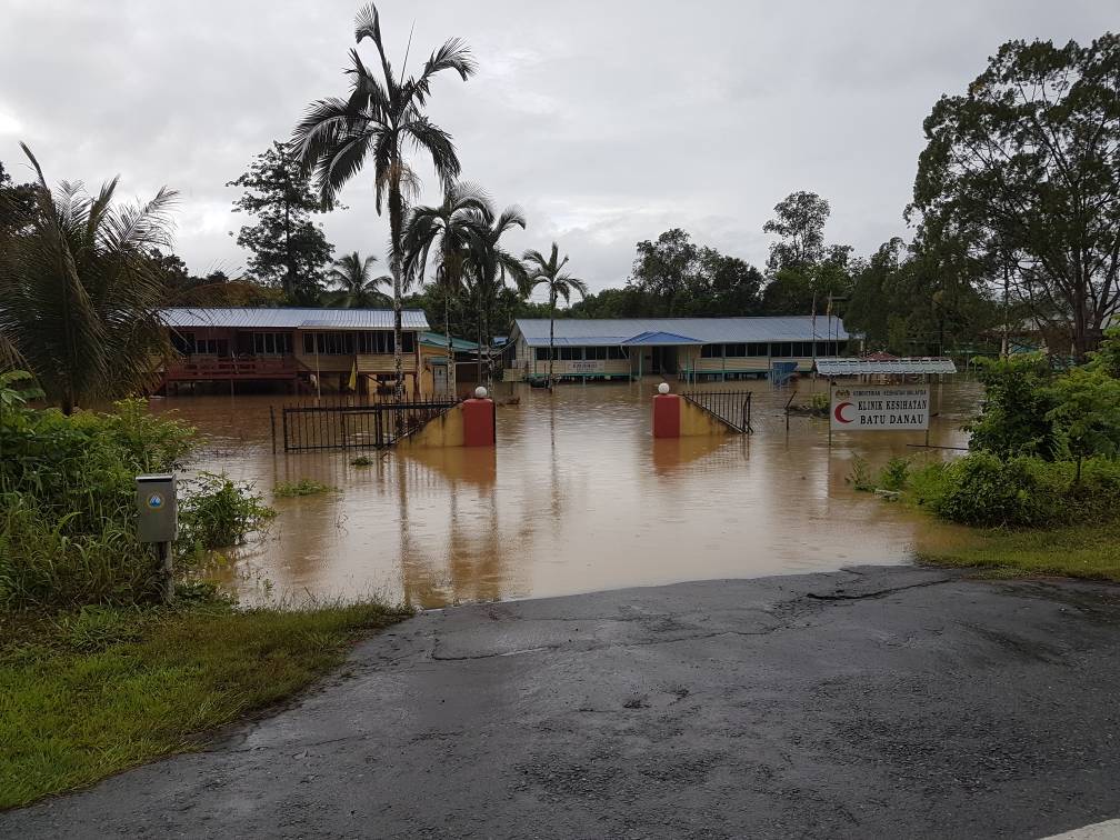 Two Health Clinics Closed Due To Floods In Sarawak The Star