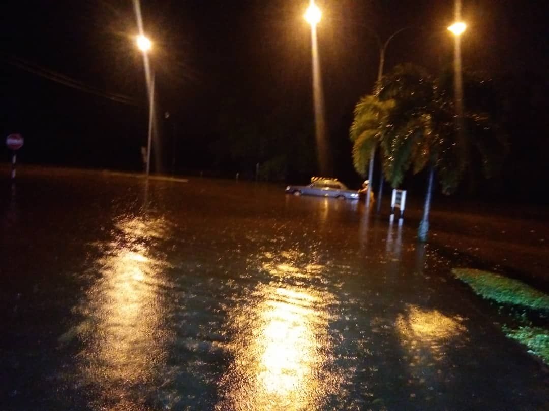 Bintulu Miri Coastal Road Hit By Flash Floods The Star