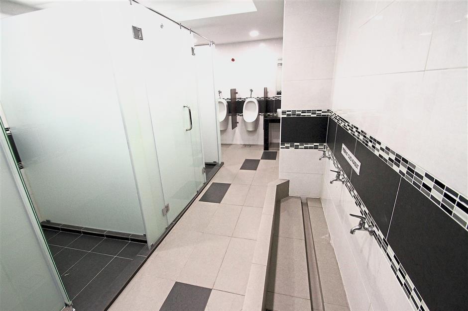 Public toilets and changing rooms in the stadium have been improved.
