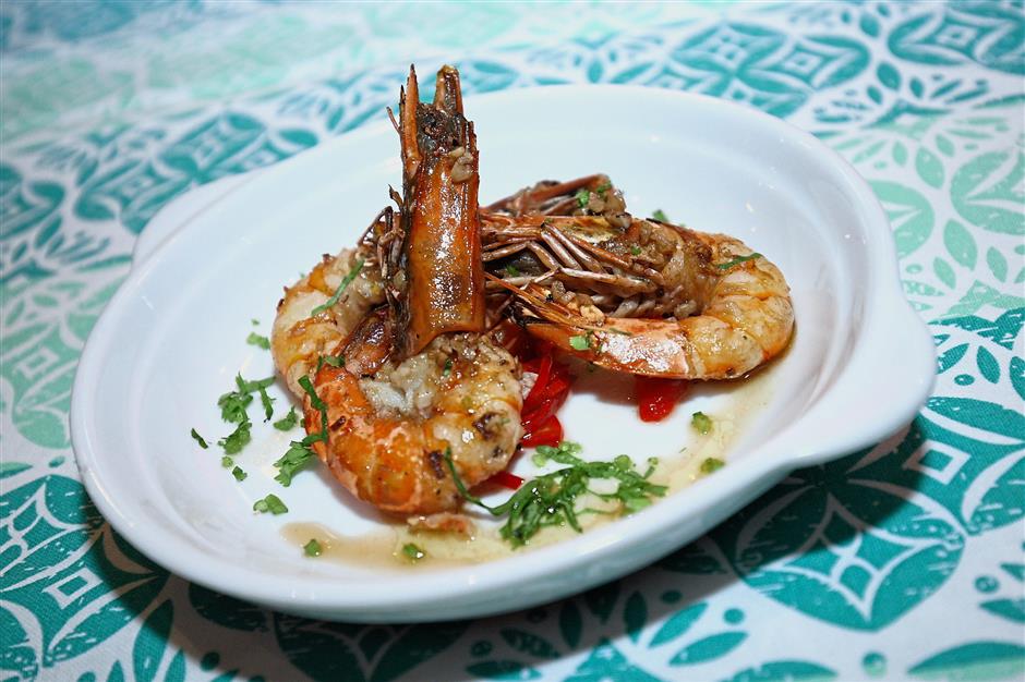 Prawn with chocolate featuring 70 dark chocolate from Venezuela.