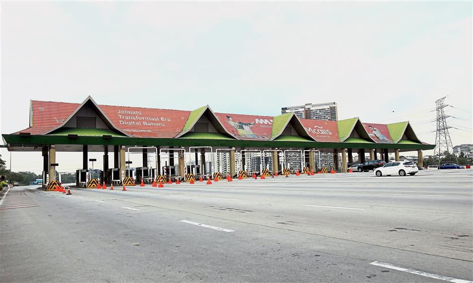 Batu Tiga Toll Plaza Structures To Go By March 28 After Plus Assets Removed The Star