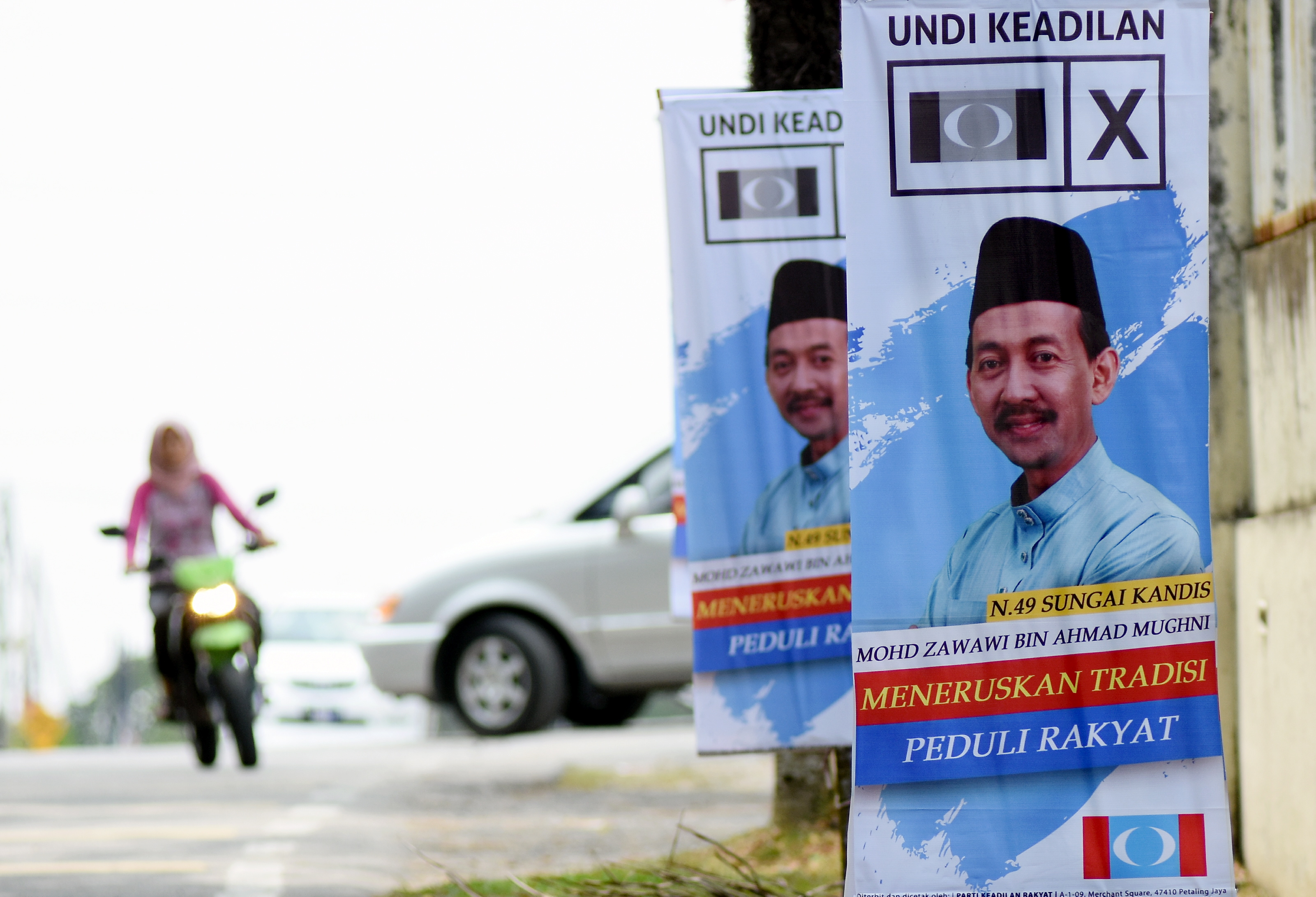 Sg Kandis By Election Zawawi Slams Bn Candidate Over Malay Rights Claims The Star