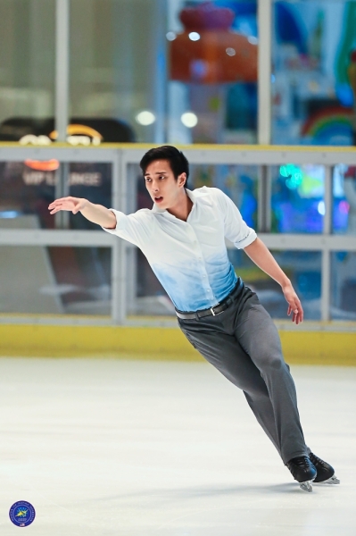 Yee in full swing during his routine.