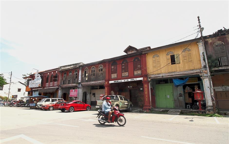 For years, residents of Gopeng have thirsted for progress as there has been little development in the town.