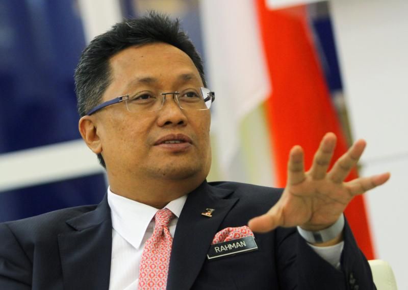 Apologise Within Seven Days Or Face Legal Action Rahman Dahlan Tells Rafizi The Star