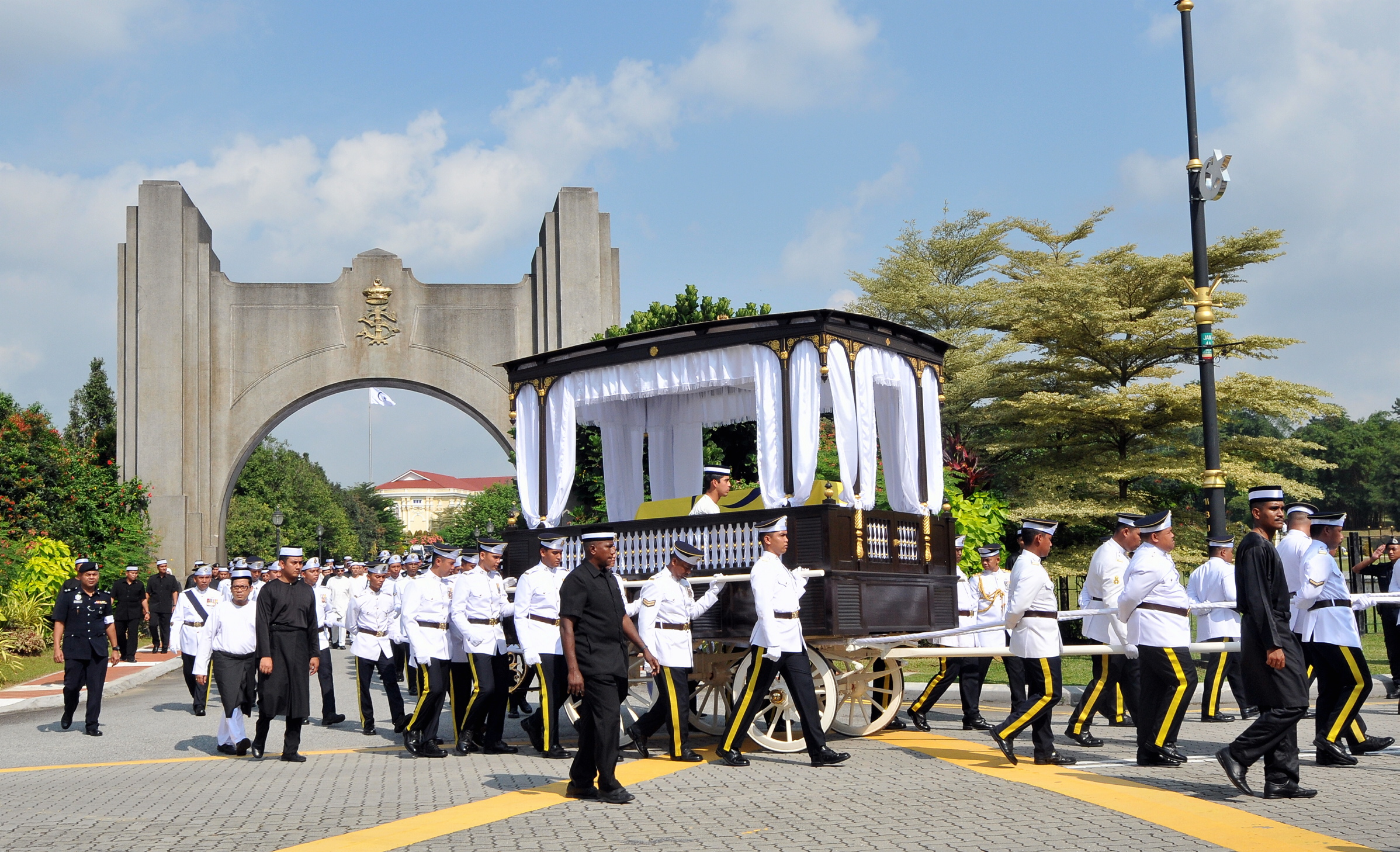 A Solemn Send Off For Johor Ruler S Mother The Star