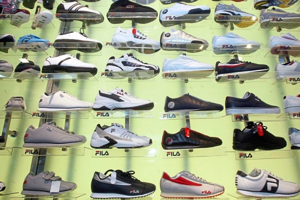 Fila shop in outlet penang