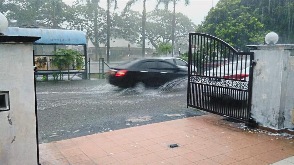 Mpkj Has To Appoint New Contractor To Solve Drainage Problems In Bandar Damai Perdana The Star