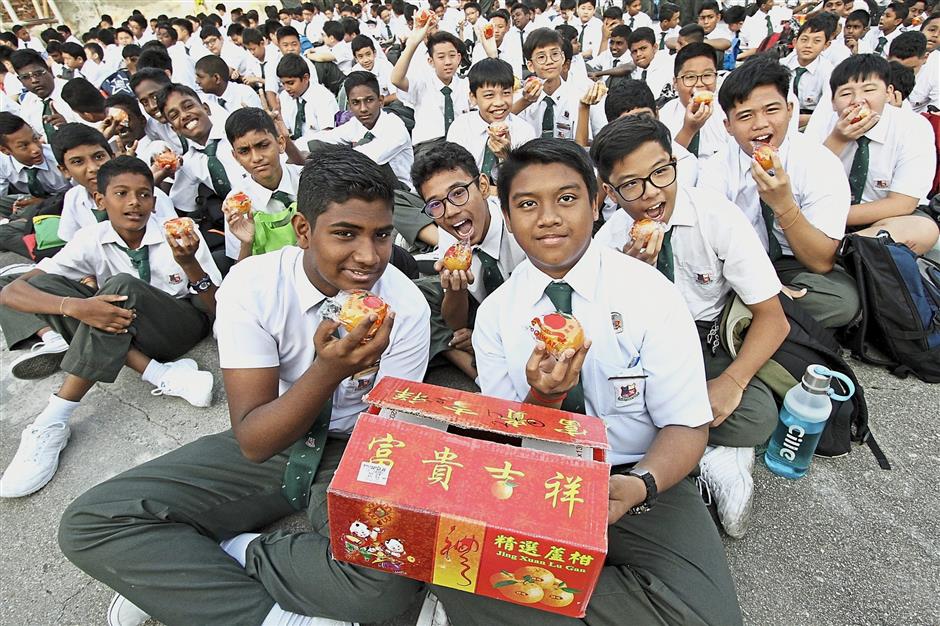 New Year treat for students and teachers | The Star