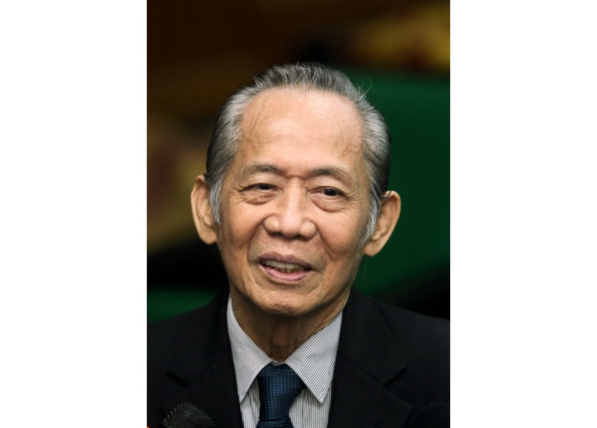 Dr Khoo Kay Kim