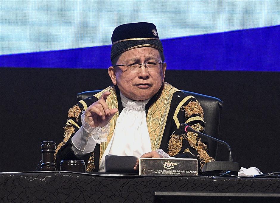 At the opening of the Legal Year conference, Malanjum spoke on the judiciary’s goals for adopting technology, from becoming paperless to adopting video conferencing. — Bernama