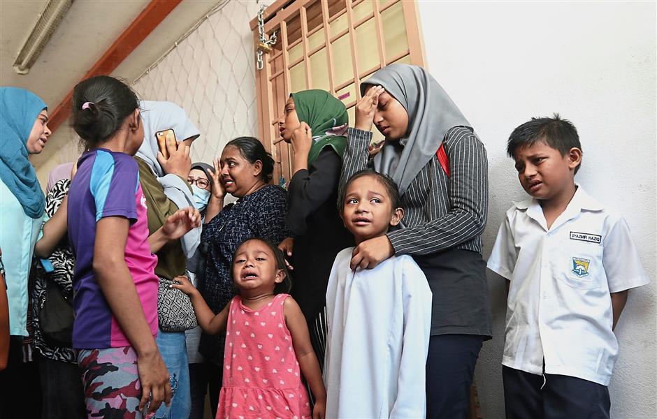 Residents of Peoples Housing Project (PPR) Taman Manggis evicted from their units after they were found to be no longer eligible to rent the units in George Town, Penang. Pic by: ZHAFARAN NASIB/The Star / 6 March 2019.