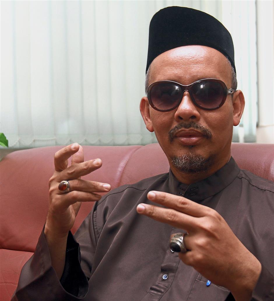 Baharuddin says bus service between Klebang and city centre is poor and long waits are a norm.