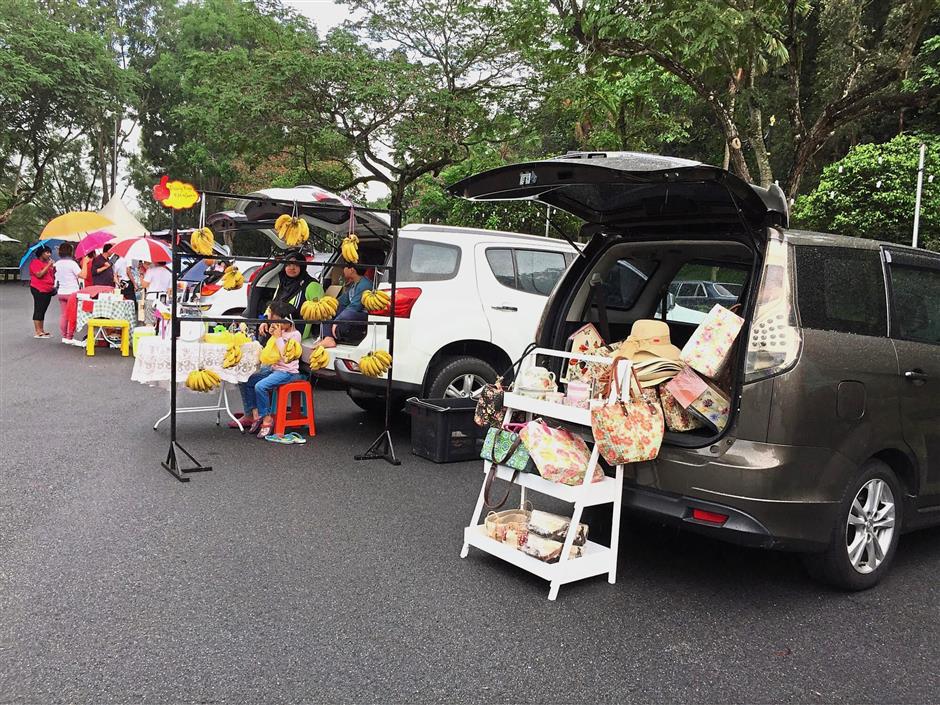 Residents Bond At Car Boot Sale The Star