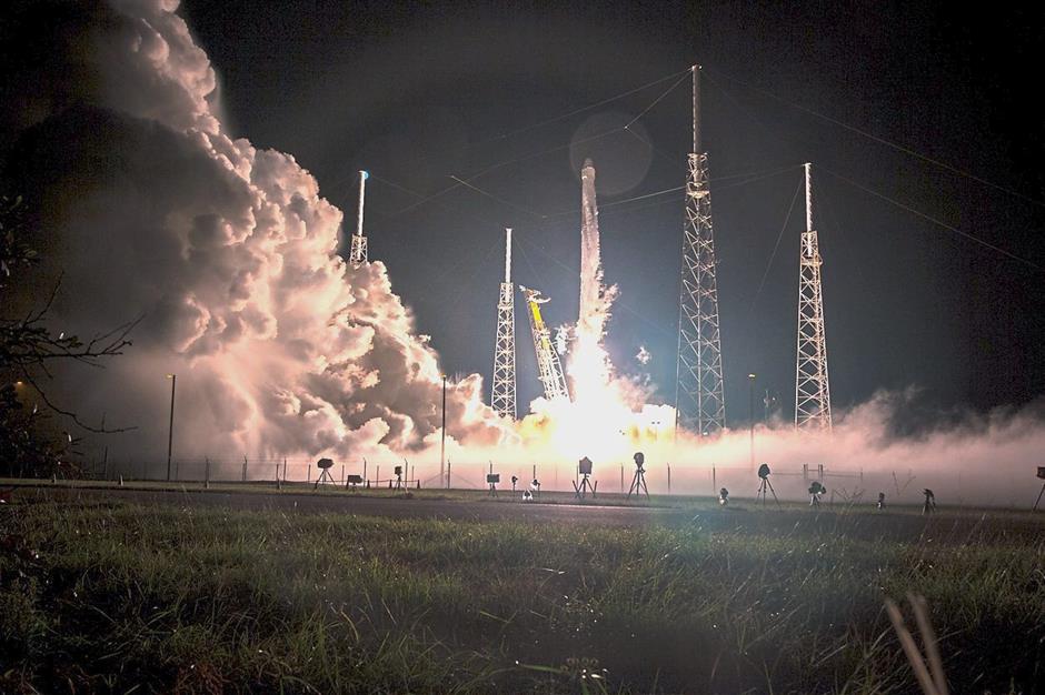 An incredible sight as SpaceX’s Dragon cargo spacecraft makes its way to the International Space Station. — photos courtesy of UiTM