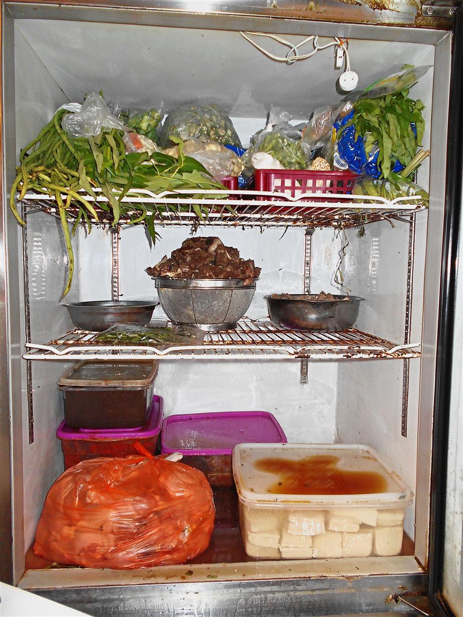 Cleanliness of restaurants are thoroughly checked during inspections by the council from the condition of floors to ceiling, food handling and food storage.