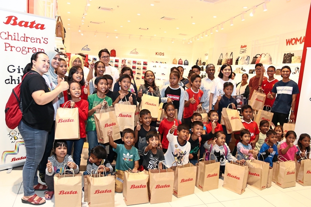 New School Shoes For Orang Asli Kids The Star