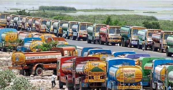 Violence against water supply truckers has broken out; although it has never happened to Anbu, truck drivers are often attacked by villagers.