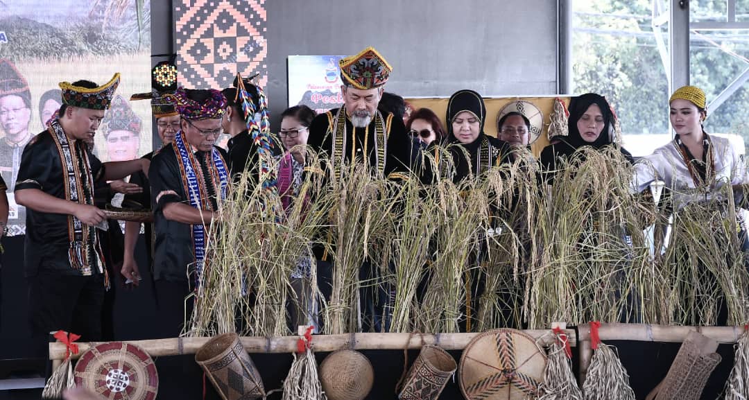 Sabah Kicks Off Month Long Kaamatan Festival At Dataran Bengkoka The Star