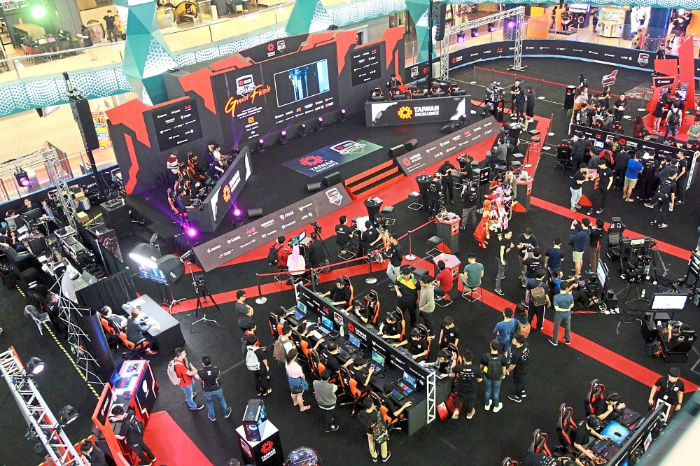 Taiwanese Support For E Sports Meet The Star